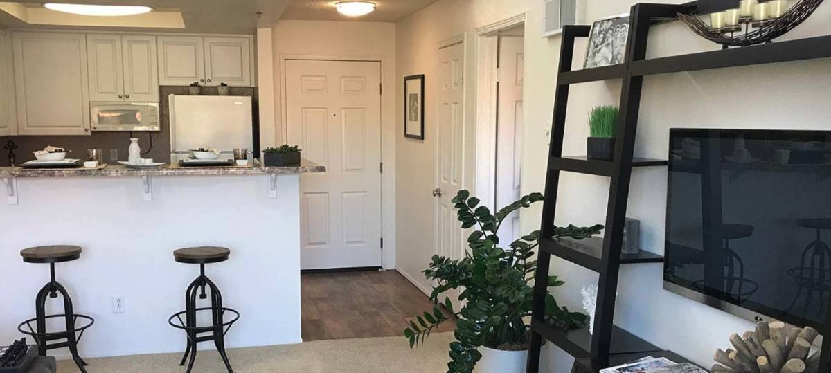 Apartment for rent at La Scala Apartment Homes, 3845 Nobel Dr, San Diego, CA 92122