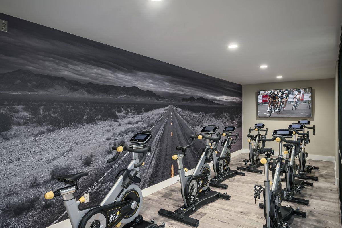 Apartment for rent at The Tradition at Kierland, 6633 E Greenway Parkway, Scottsdale, AZ 85254