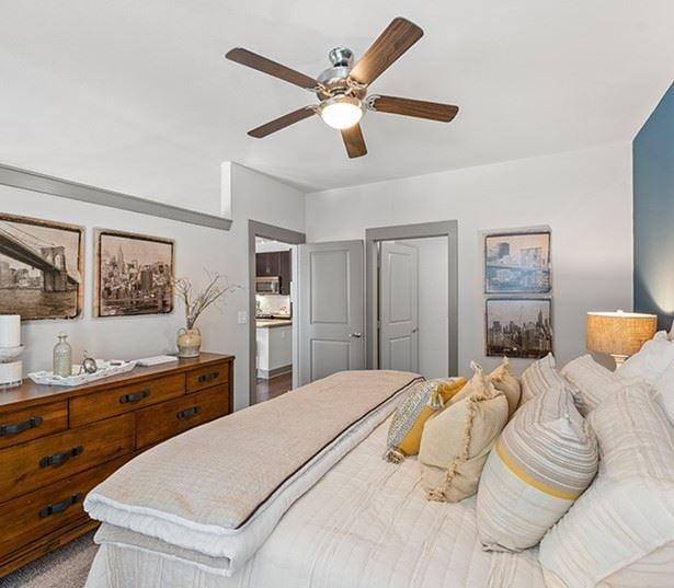 Apartment for rent at 401 Boyd Dr, Grapevine, TX 76051
