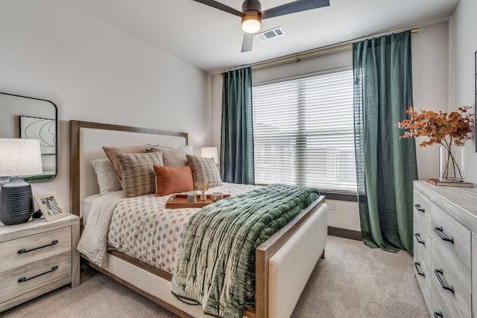 Apartment for rent at 2811 S Cooper St, Arlington, TX 76015
