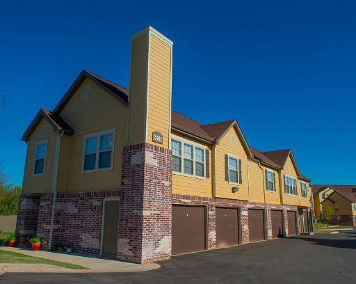 Apartment for rent at 2900 S Service Rd, Oklahoma City, OK 73160