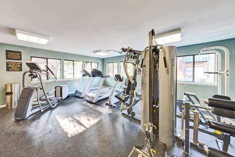 Apartment for rent at 4233 N Bloomington Ave, Arlington Heights, IL 60004