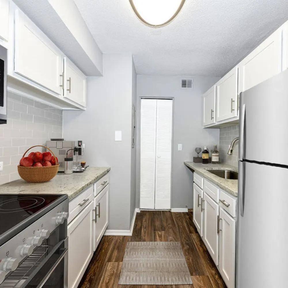 Apartment for rent at The Crossings at Holcomb Bridge Apartment Homes, 100 Old Holcomb Bridge Way, Roswell, GA 30076