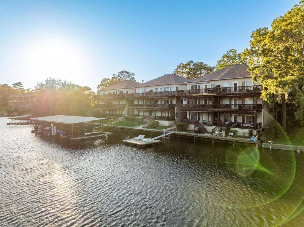Condo for rent at 122 Chambers Point, Hot Springs National Park, AR 71913