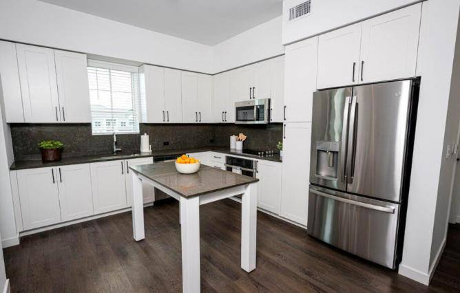 Apartment for rent at 900 Water Tower Way, Lake Worth, FL 33462