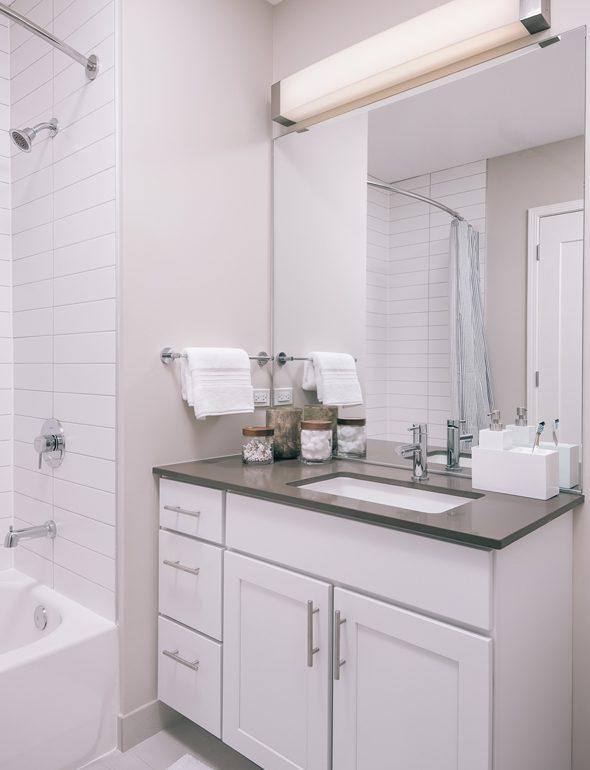Apartment for rent at 1135 Westgate St, Oak Park, IL 60301