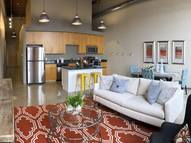 Apartment for rent at 240 Canal St, Lawrence, MA 01840