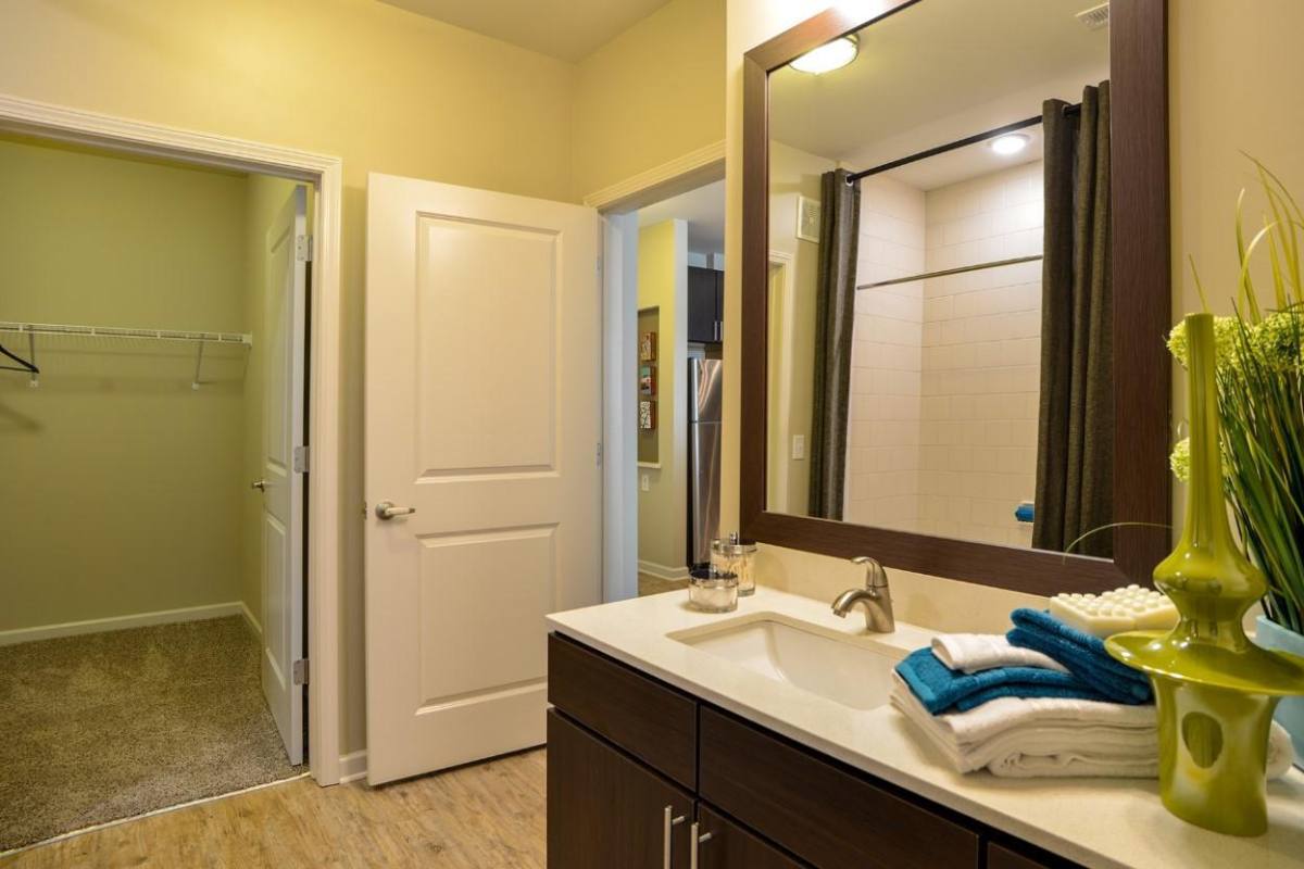 Apartment for rent at 3201 Downwood Circle NW, Atlanta, GA 30327