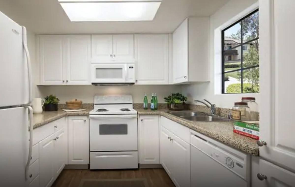 Apartment for rent at Rancho Alisal Apartment Homes, 13800 Parkcenter Lane, Tustin, CA 92782