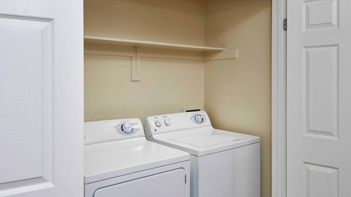 Apartment for rent at Deerwood, 15640 Bernardo Center Dr, San Diego, CA 92127