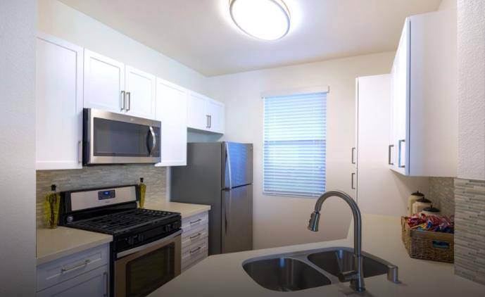 Apartment for rent at Vista Bella Apartment Homes, 5000 Capobella, Aliso Viejo, CA 92656