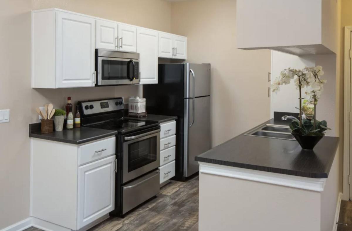 Apartment for rent at Alicante at Aliso Viejo, 27662 Aliso Creek Rd, Aliso Viejo, CA 92656