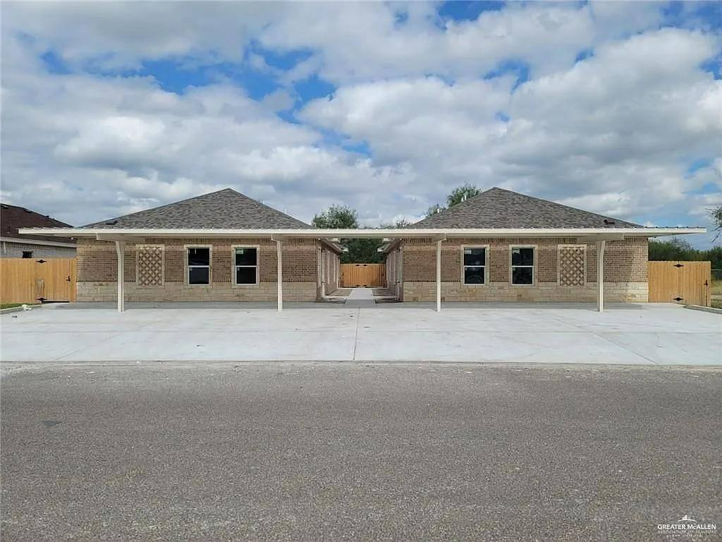 Apartment for rent at 1327 W Garfield Ave #4, Mission, TX 78573