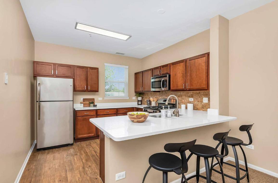 Apartment for rent at Railway Plaza, 507 Railway Dr, Naperville, IL 60563