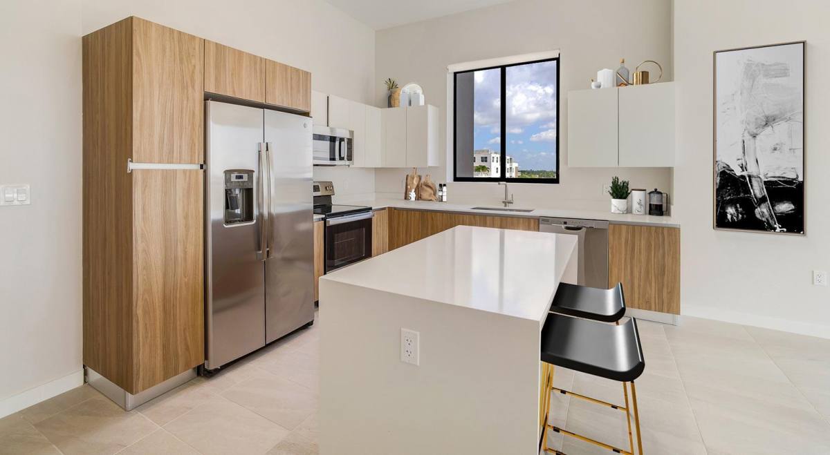 Apartment for rent at 444 NE 7th St, Fort Lauderdale, FL 33304