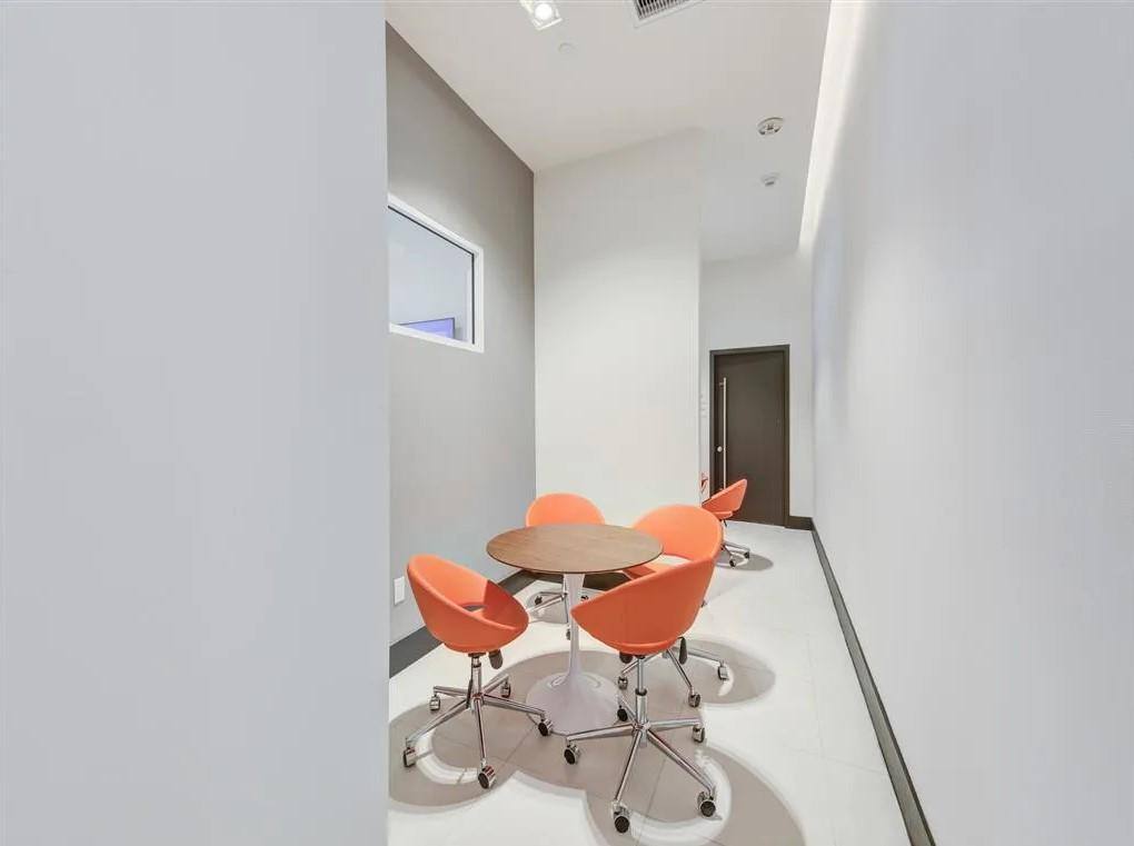 Apartment for rent at 2100 SW 8th St, Miami, FL 33135