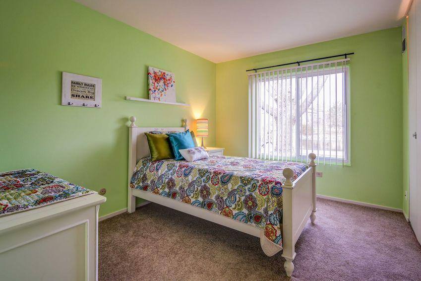 Apartment for rent at 1572 Teal Lane, Wheeling, IL 60090