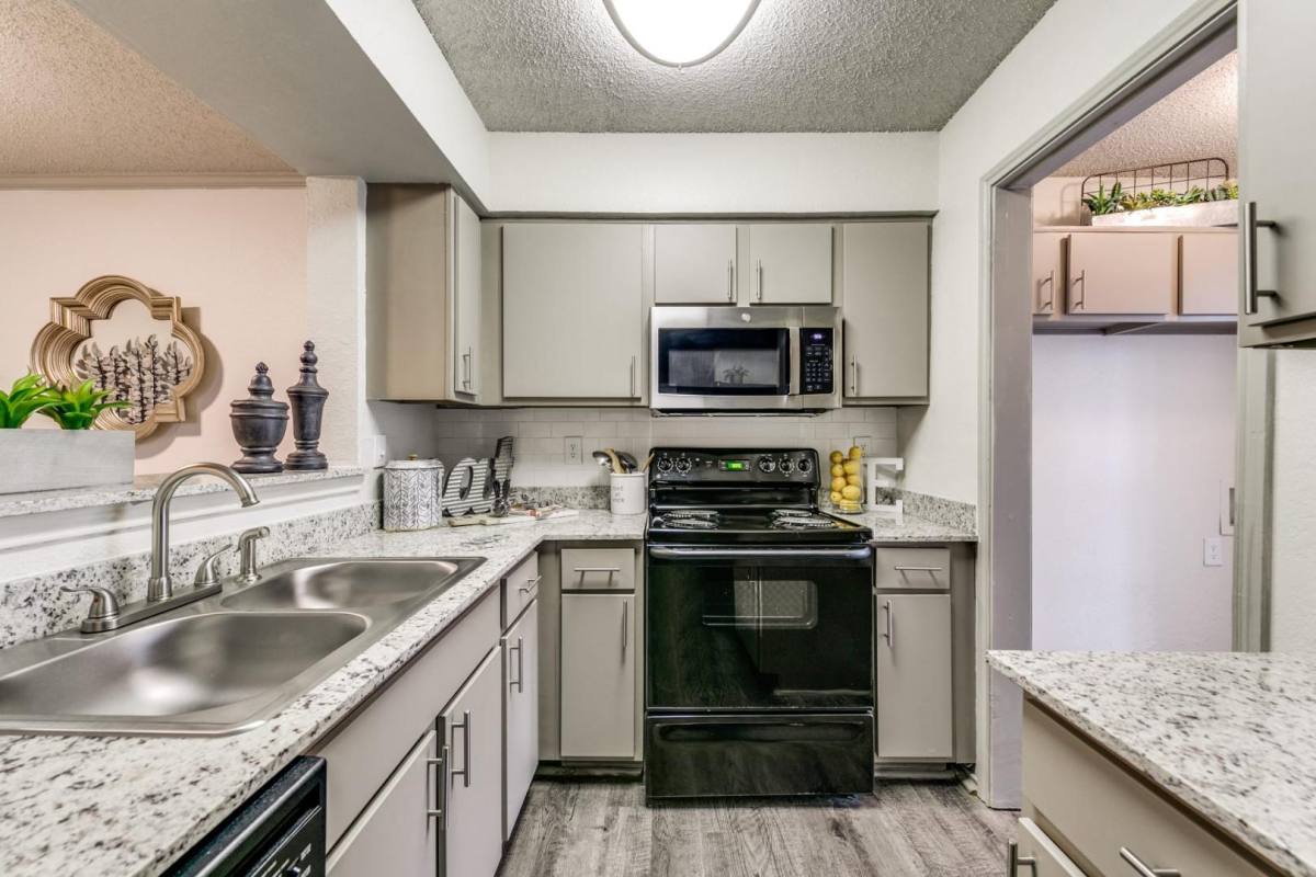 Apartment for rent at Beacon Hill, 9959 Adleta Blvd, Dallas, TX 75243