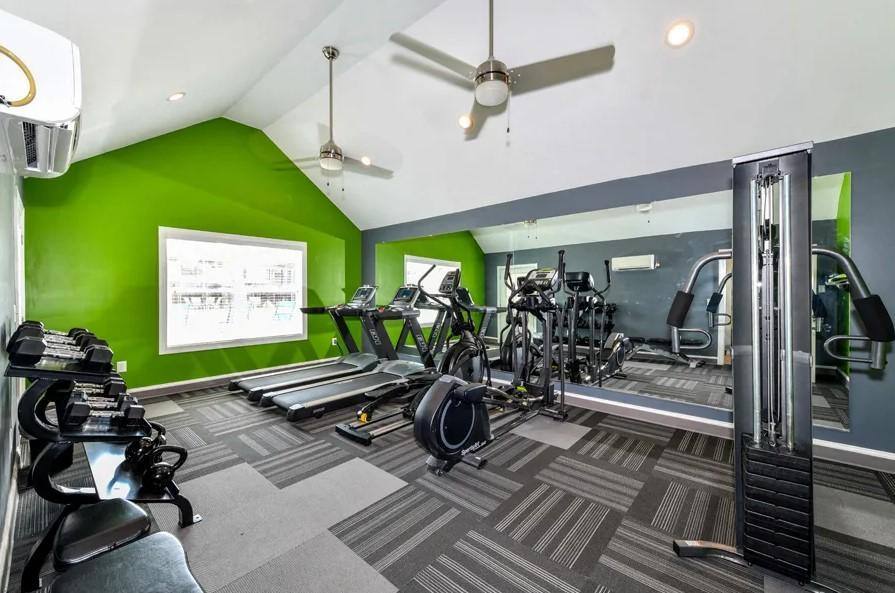 Apartment for rent at 9400 Abercorn St, Savannah, GA 31406