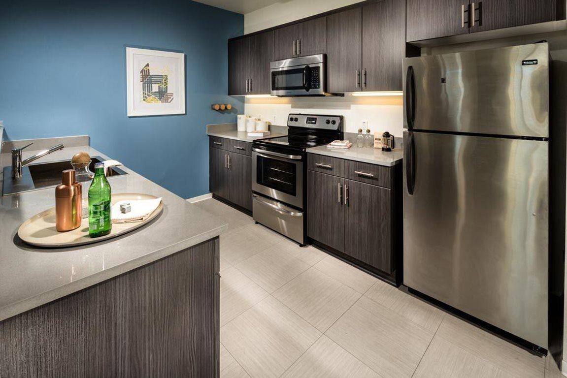 Apartment for rent at 300 S Santa Fe Ave, Los Angeles, CA 90013