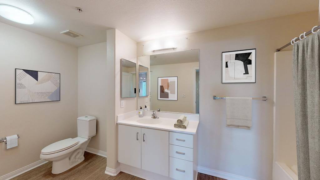 Apartment for rent at 5600 Wilshire Blvd, Los Angeles, CA 90036