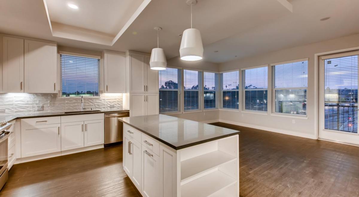 Apartment for rent at 100 Main St, Vista, CA 92083
