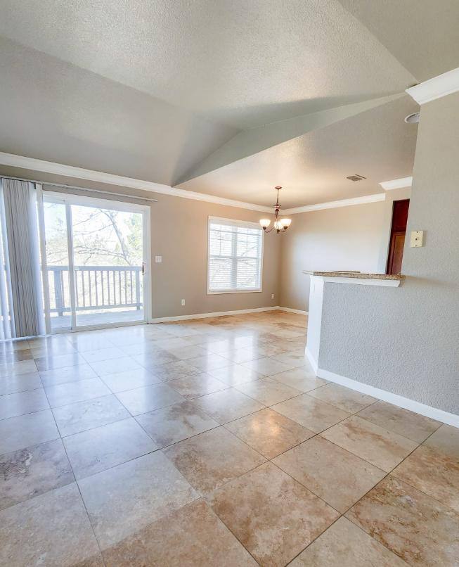 Apartment for rent at Lake Forest, 3025 Village Center Dr, El Dorado Hills, CA 95762