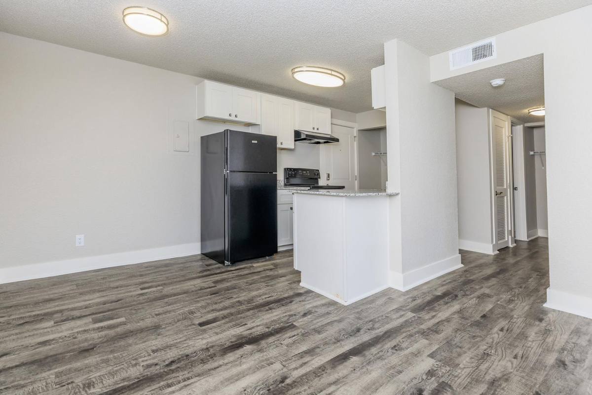 Apartment for rent at Shannon Glen, 240 N Murray Blvd, Colorado Springs, CO 80916