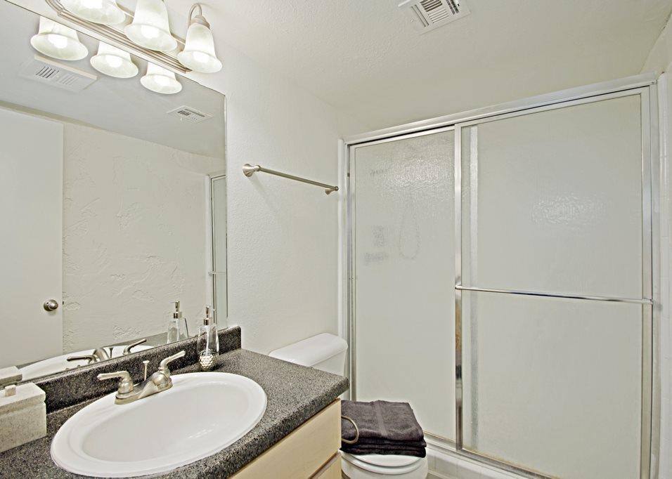 Apartment for rent at The Vintage, 7440 E Thomas Rd, Scottsdale, AZ 85251