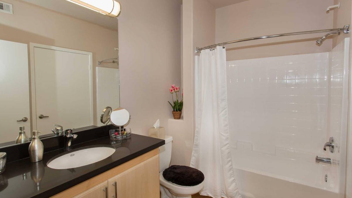Apartment for rent at 145 Chestnut St, Pasadena, CA 91103