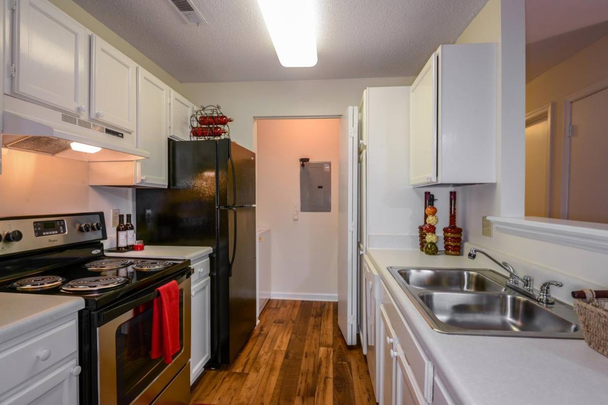 Apartment for rent at The Summit at Avent Park, 1025 Avent Hill, Raleigh, NC 27606