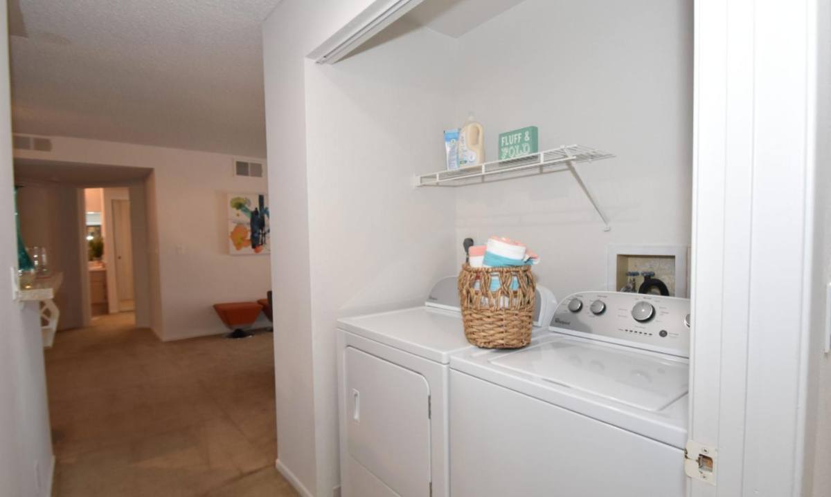 Apartment for rent at La Regencia, 7681 Palmilla Dr, San Diego, CA 92122