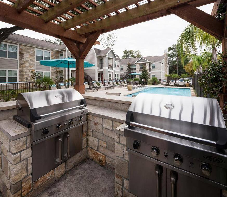 Apartment for rent at Reserve at Garden Oaks Apartment Homes, 3405 N Shepherd Dr, Houston, TX 77018