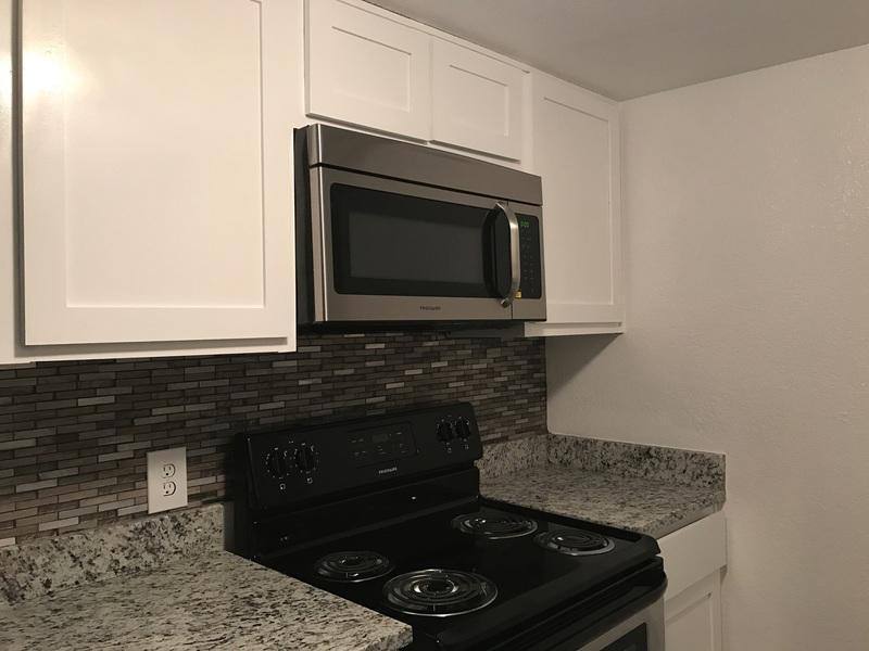 Apartment for rent at Hubbard's Ridge, 4351 Point Blvd, Garland, TX 75043