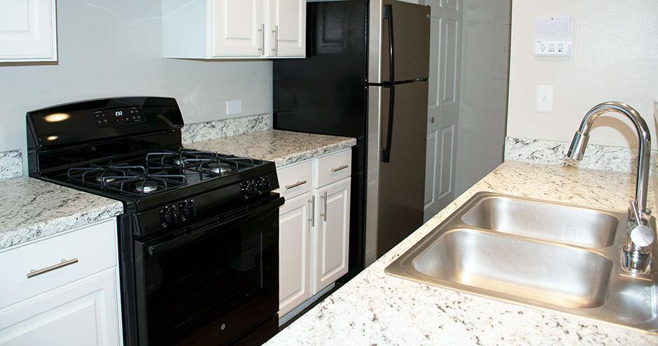 Apartment for rent at 450 Sullivan Lake Blvd, McHenry, IL 60051