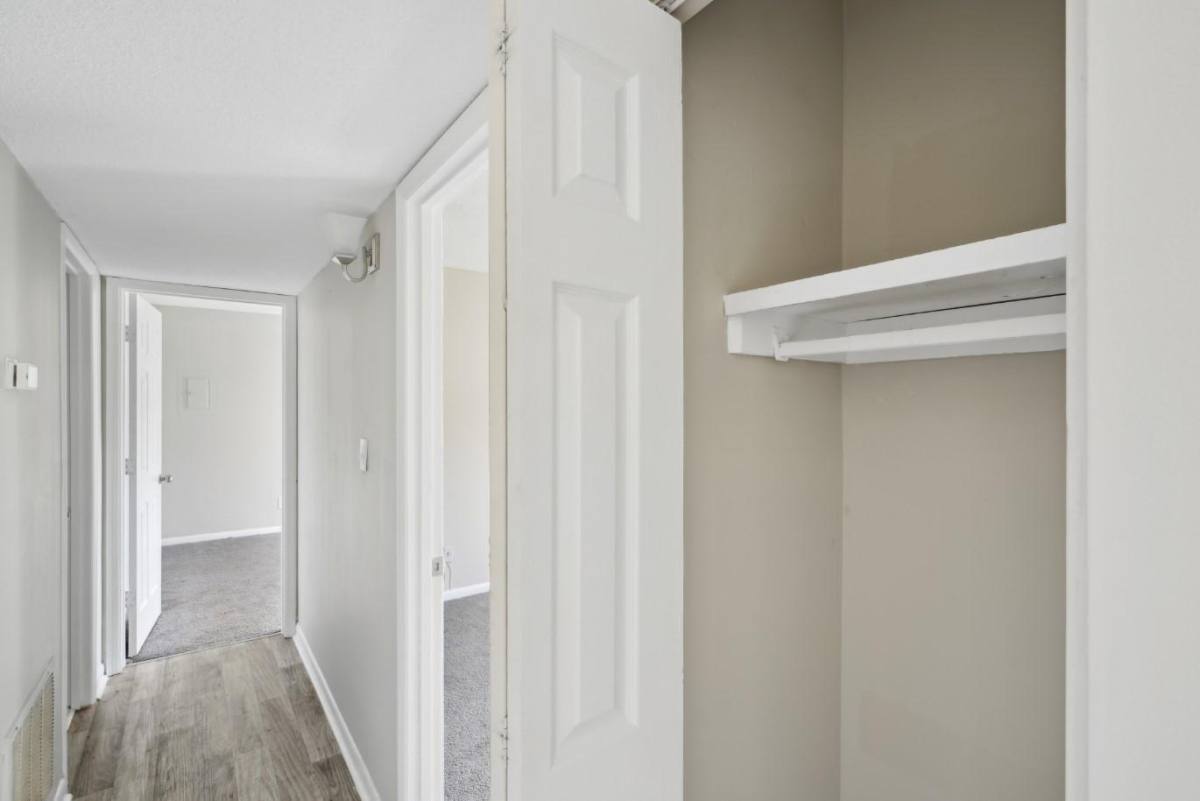 Apartment for rent at 1718 Northside Dr, Valdosta, GA 31602