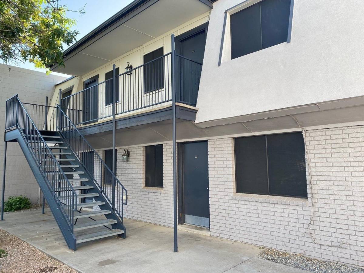 Apartment for rent at Lexington Place, 2800 Lexington Place NE, Albuquerque, NM 87112