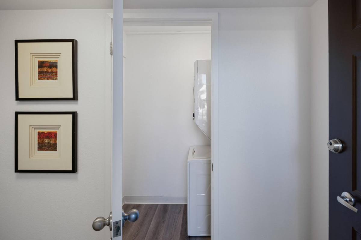 Apartment for rent at The Biltmore, 555 Laurie Lane, Thousand Oaks, CA 91360