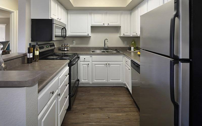 Apartment for rent at Vista Pointe Apartment Homes, 1400 N Grand Ave, Covina, CA 91724