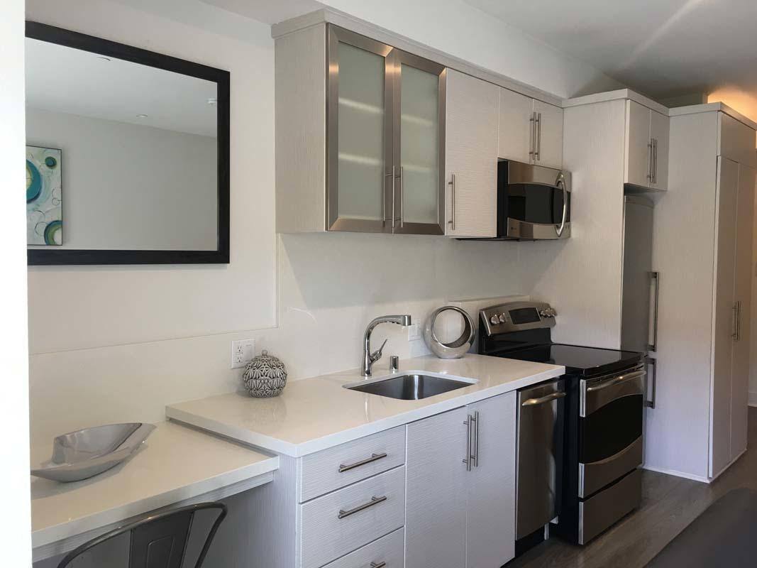 Apartment for rent at Bixby, 1502 Broadway, Santa Monica, CA 90404