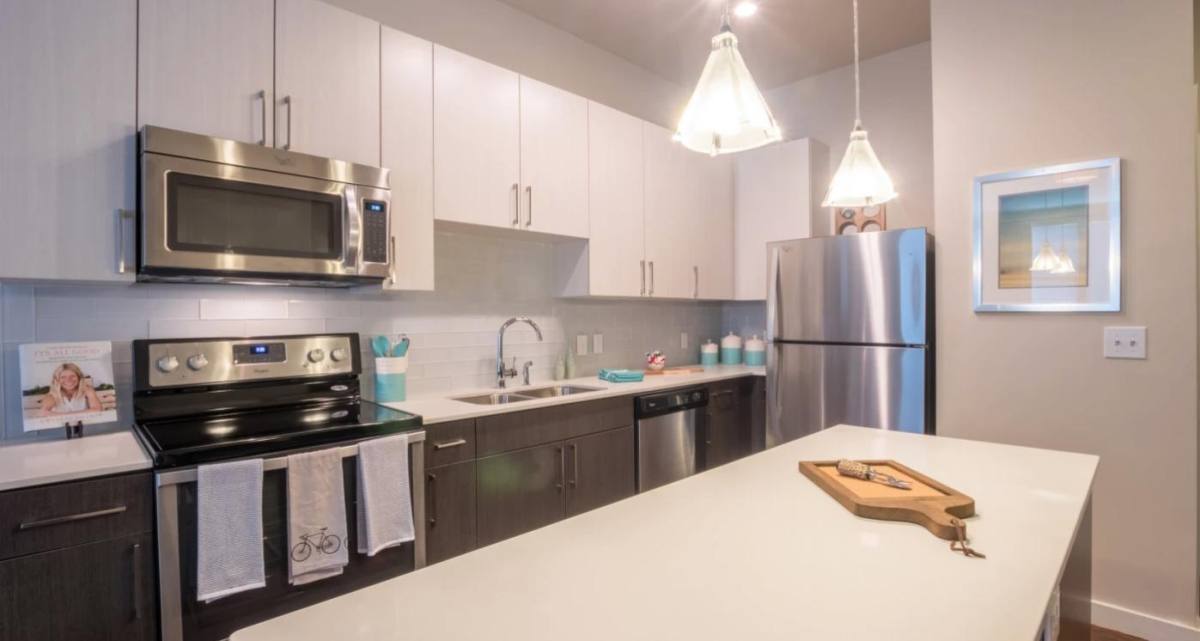 Apartment for rent at 299 N Highland Ave NE, Atlanta, GA 30307
