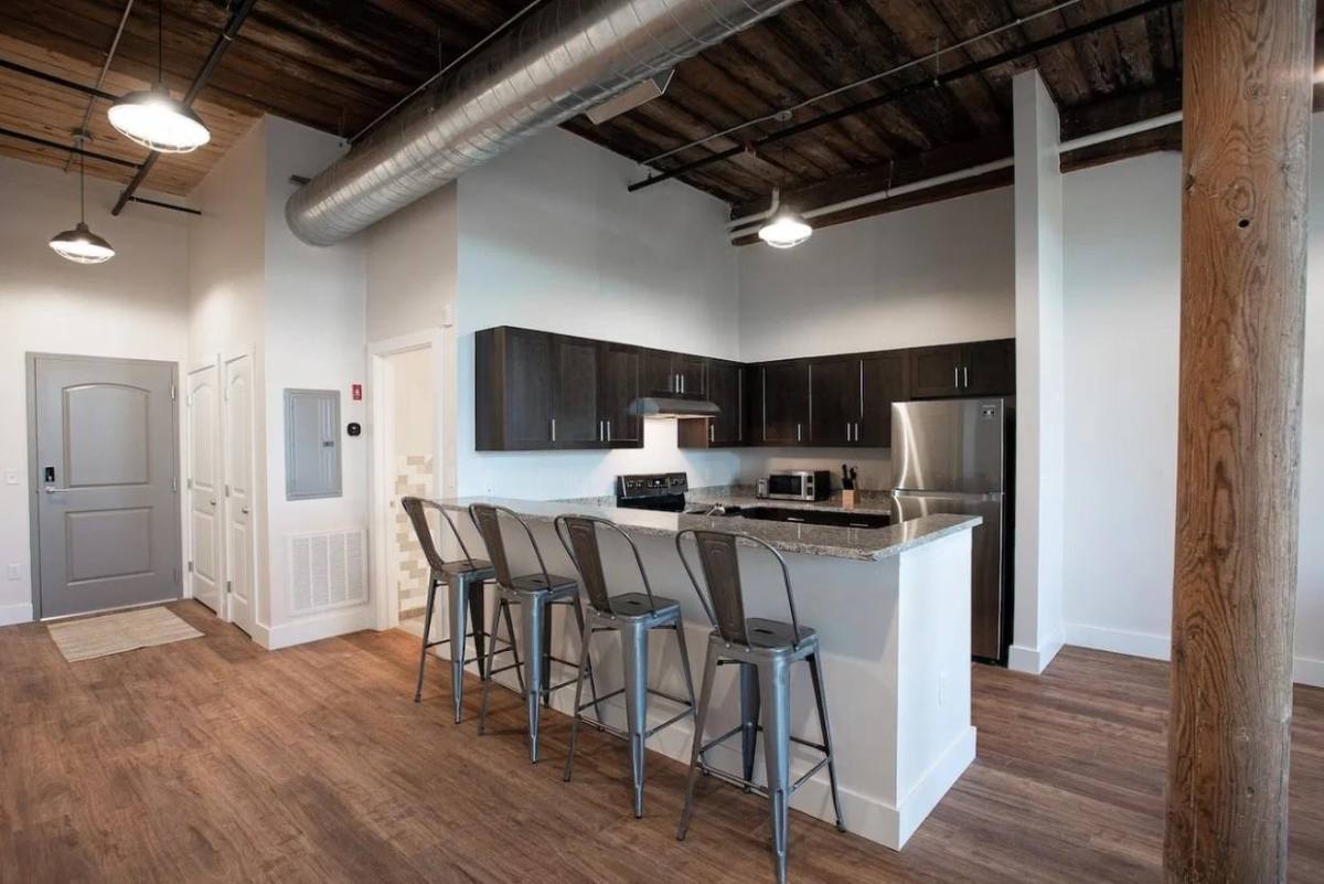 Apartment for rent at 200 Esten Ave, Pawtucket, RI 02860