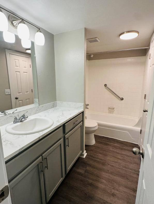 Apartment for rent at Citadel Suites Apartment Homes, 5113 N Brookline Ave, Oklahoma City, OK 73112