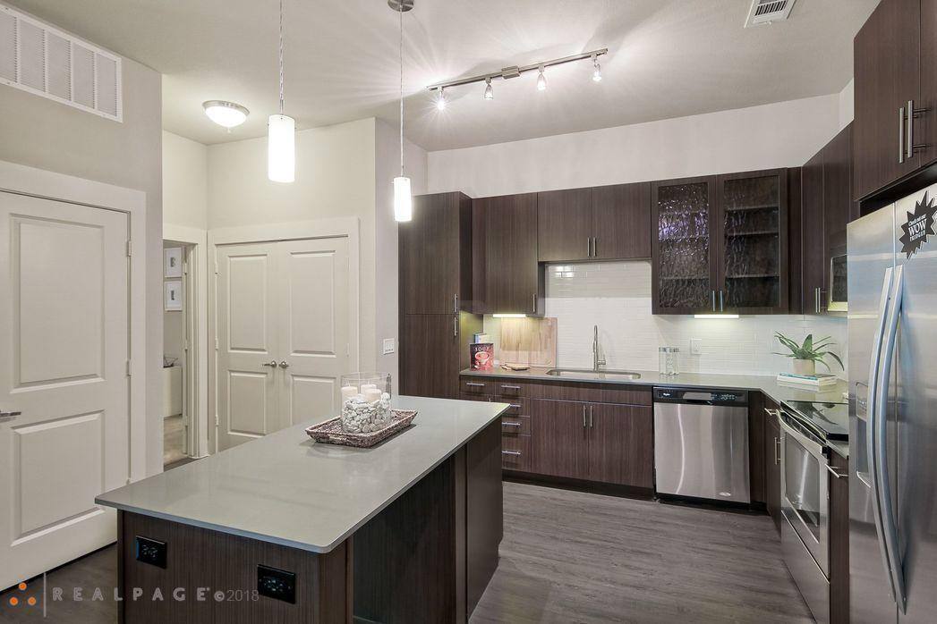 Apartment for rent at Avenue on Fairmount, 4210 Fairmount St, Dallas, TX 75219