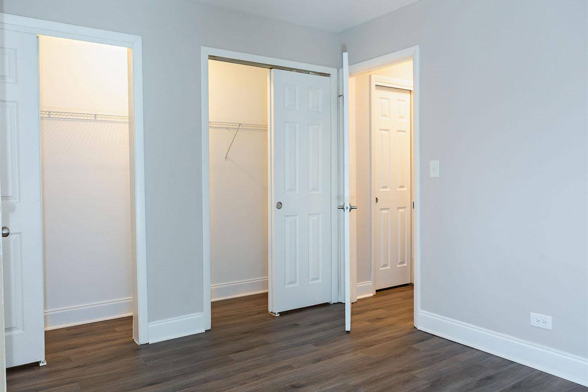 Apartment for rent at 313 S Hickory St, Mundelein, IL 60060