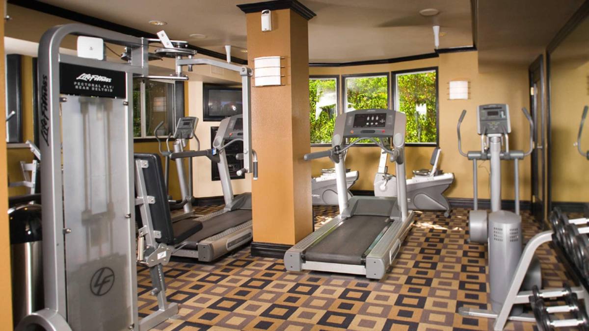 Apartment for rent at City Pointe, 130 E Chapman Ave, Fullerton, CA 92832