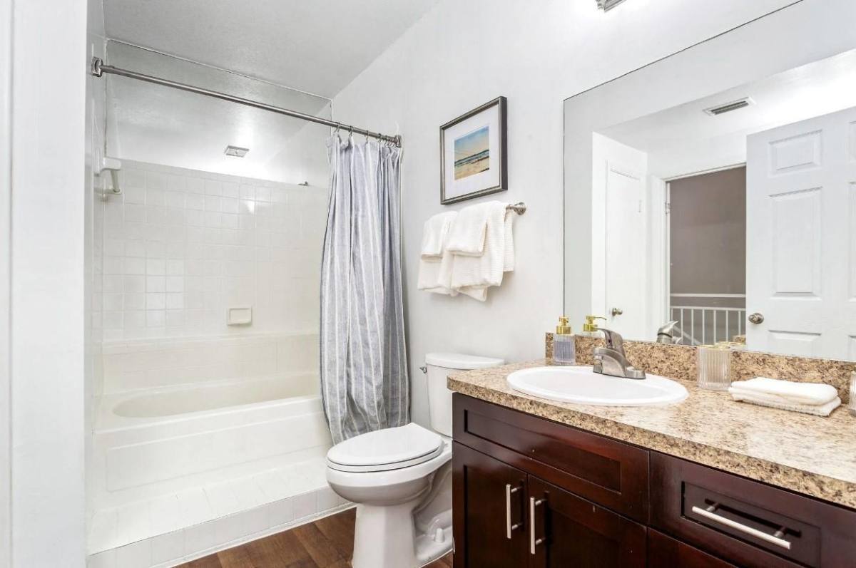 Apartment for rent at Waterford Park Apartment Homes, 7505 NW 44th St, Fort Lauderdale, FL 33319