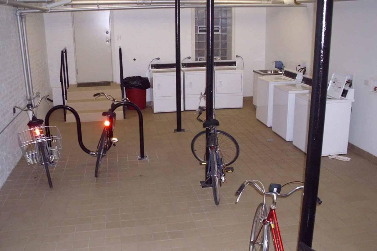 Apartment for rent at 5320 S Drexel Blvd, Chicago, IL 60615