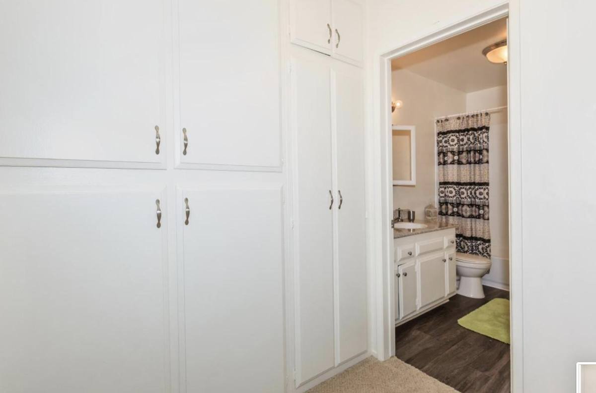 Apartment for rent at 1601 W Orangethorpe, Fullerton, CA 92833