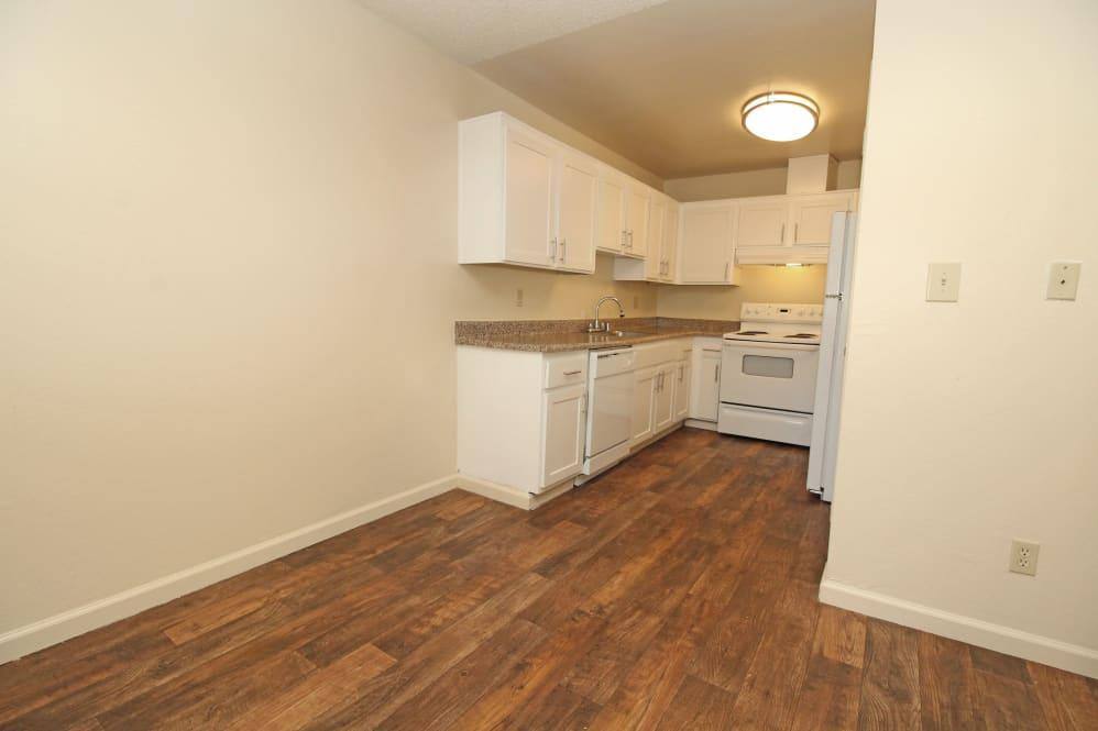 Apartment for rent at 2801 Manlove Rd, Sacramento, CA 95826